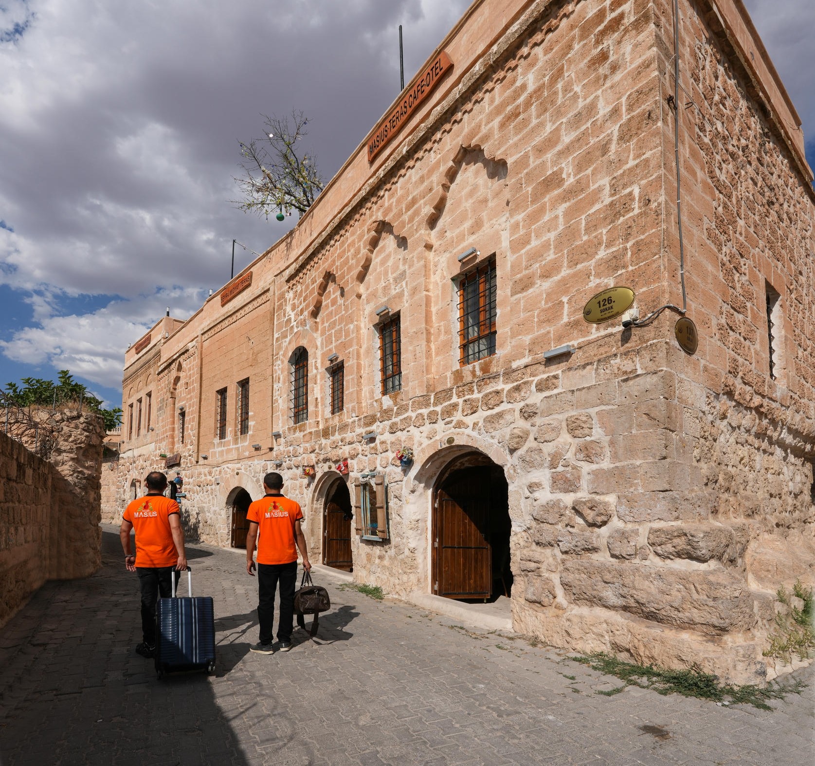 Gece Gerdanlık, Gündüz Seyranlık Mardin’de