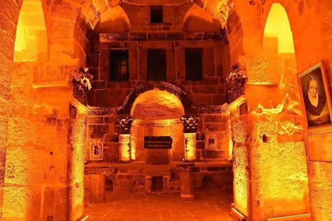 Nusaybin Mor Yakup Kilisesi (nisibis Akademisi)