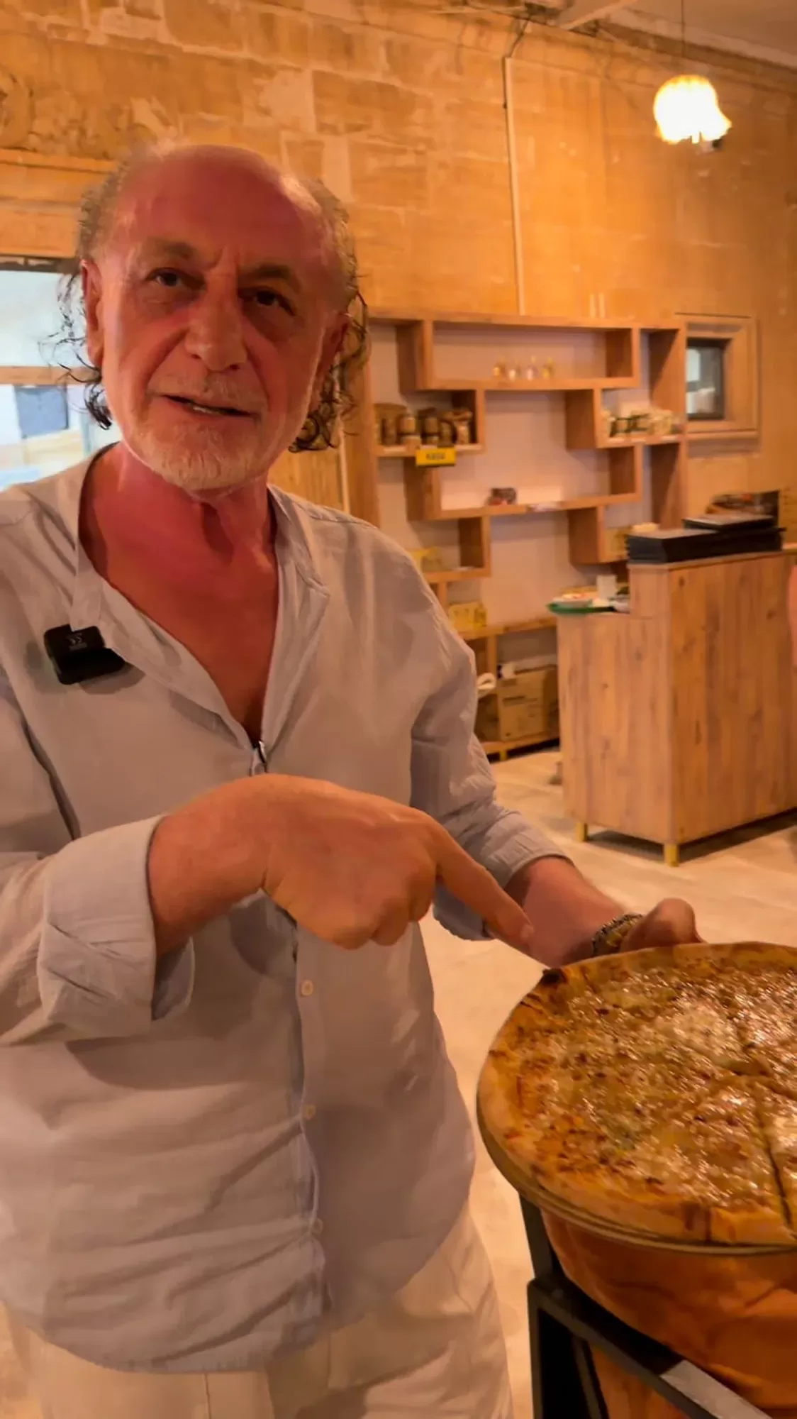 İ̇̇zla (arkah / Üçköy) - Pizza (i̇zla Pizzeria)
